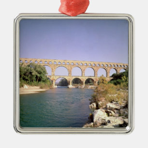 Adorno Metálico Vista del acueducto, c.19 construido A.C.