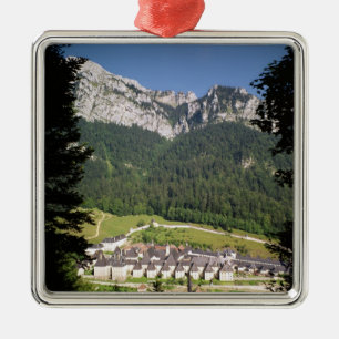 Adorno Metálico Vista del complejo del monasterio