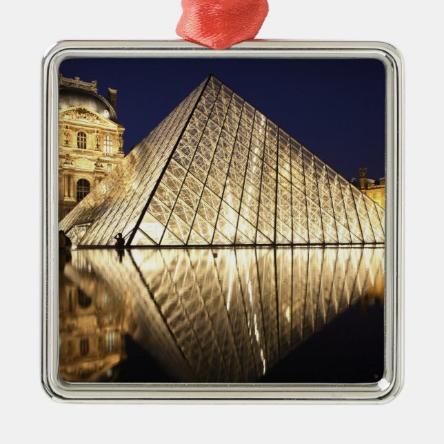 Adorno Metálico Vista nocturna de la pirámide de cristal de Musee  (Frente)