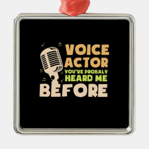 Adorno Metálico Voice Actor