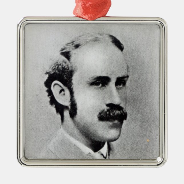 Adorno Metálico Walter Pater (Frente)