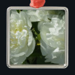 Adorno Metálico White Peonies<br><div class="desc">peonías blancas clásicas - foto de H Cooper</div>