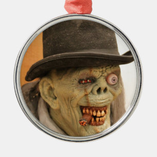 Adorno Metálico Zombie con cigarro y sombrero superior