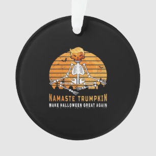 Adorno Namaste Trumpkin vuelve a hacer que Halloween sea