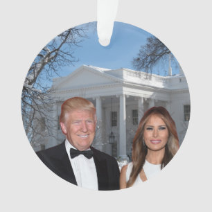 Adorno Navidades de Trump: Donald y Melania