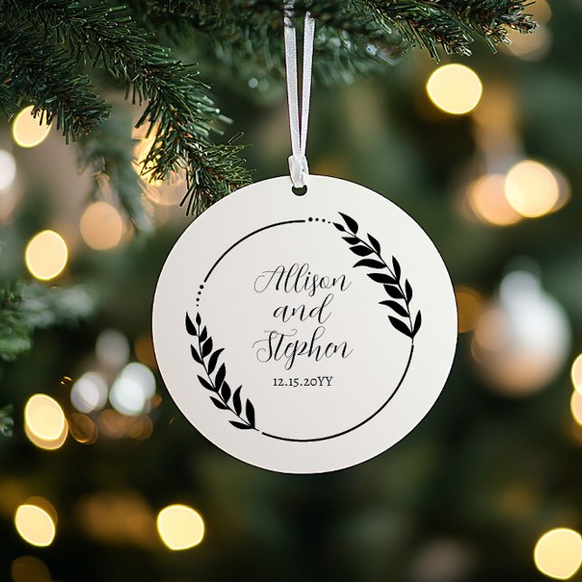 Adorno Nombres de la corona | Boda Fecha foto Keepsake (Couple Wreath with Names Wedding Date Photo Keepsake Ornament)