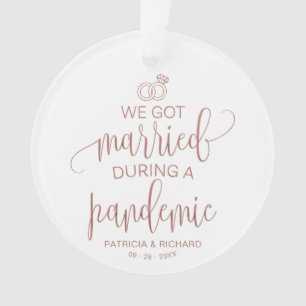 Adorno Nos casamos durante una pandemia de Navidades eleg