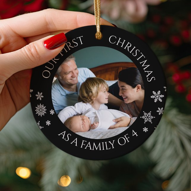 Adorno Nuestros primeros Navidades como familia de 4 Navi (Subido por el creador)