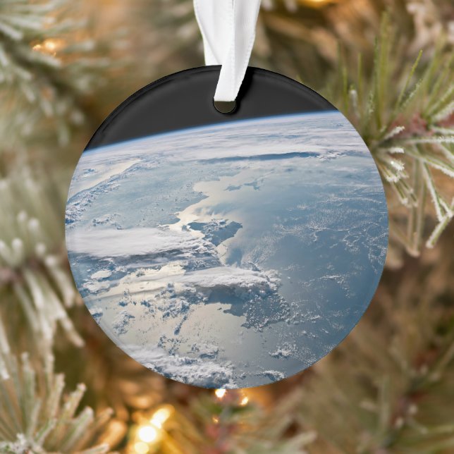 Adorno Paisajes nublados alrededor de Sumatra, Indonesia. (Árbol)