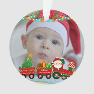 Adorno Papá Noel en tren con regalos y árbol de Navidad