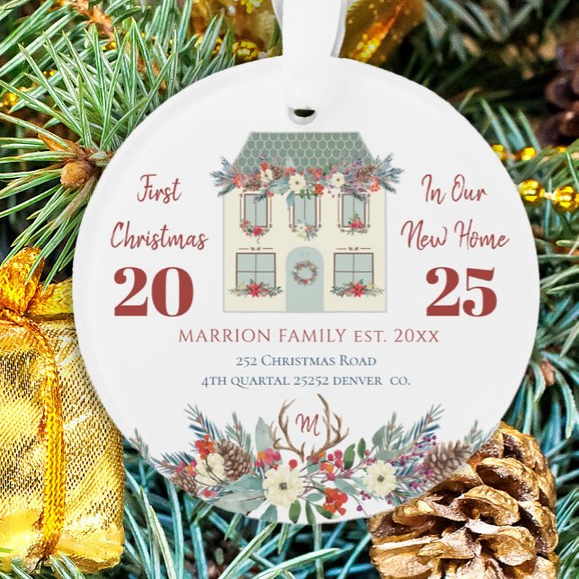 Adorno Primera Navidad en la familia de la casa nueva (Subido por el creador)