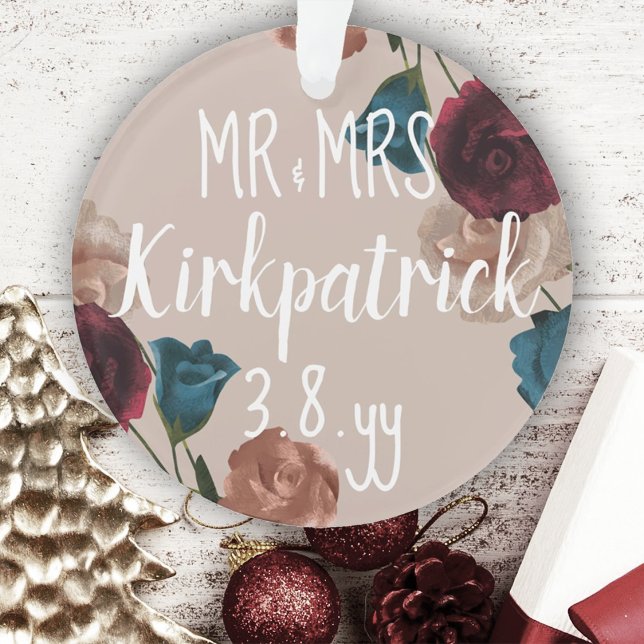 Adorno Regalo de Navidades de Rosas Bodas beiges, Verde a (Newlywed Tree Ornament, Beige, Teal Green Burgundy Roses, First Christmas Gift)