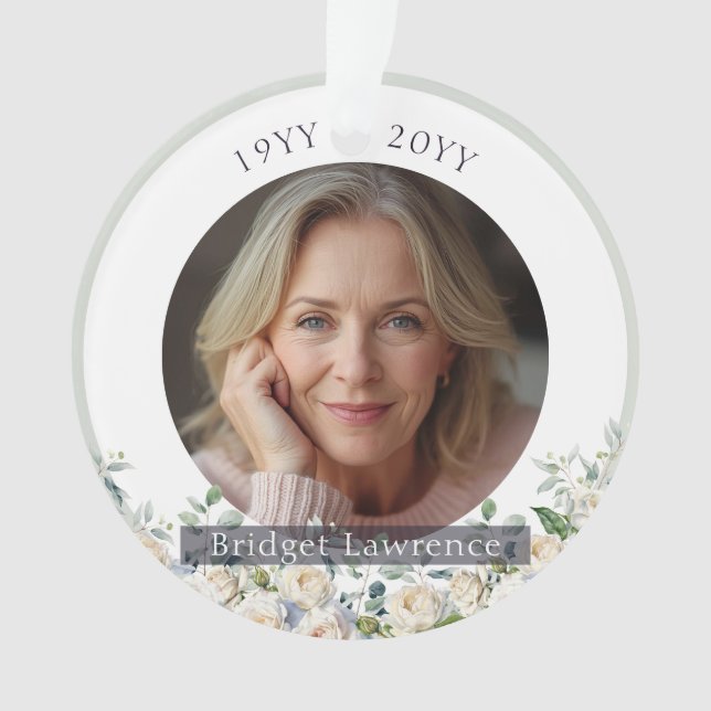 Adorno Sage Green Eucalyptus White Roses Remembrance (Anverso)