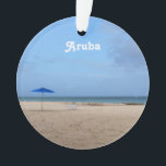 Adorno Soledad de Aruba<br><div class="desc">Playa de Sandy con un paraguas y silla en una playa en Aruba.</div>