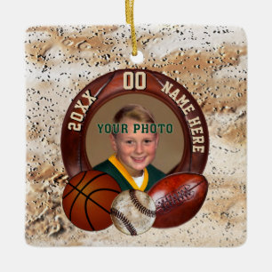 Adornos personalizados y con temática deportiva
