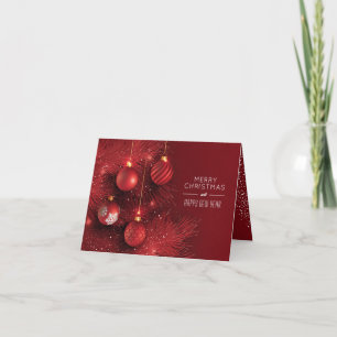 Adornos rojos de Navidad pequeños doblados