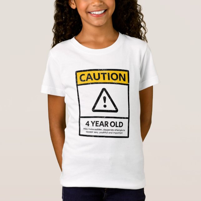 ADVIERTA camisa de 4 la 4ta de cumpleaños de los (Anverso)