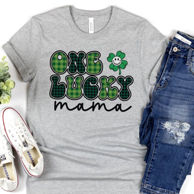 Afortunada camiseta de Mama St Patrick's Day, rega (Subido por el creador)