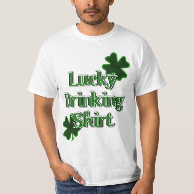 Afortunada camiseta que bebe - Día de San Patricio (Anverso)