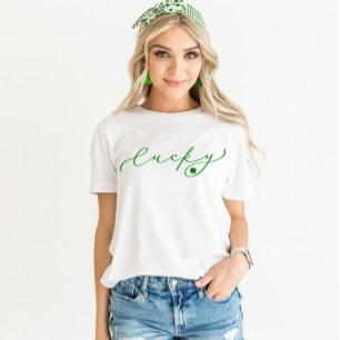 Afortunada camiseta verde de guion del Día de San 
