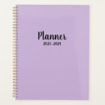 Agenda 2023 morado Mensual/Semanal<br><div class="desc">¡Su compañera más importante para un año académico organizado! Manténgase al frente de la clase y brisa durante el año académico con nuestro meticulosamente diseñado Planificador de Lecciones Maestras 2023-2024. Diseñado con los educadores en mente, este amplio planificador ofrece la combinación perfecta de funcionalidad, estilo y conveniencia para empoderar a...</div>