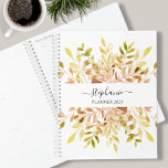 Agenda acuarela rusa personalizada<br><div class="desc">Este rústico Planner botánico está decorado con un follaje acuático en tonos otoñales. Personalizable fácil con el año, su nombre o monograma. Utilice la Herramienta de diseño para cambiar el tamaño, estilo o color del texto. A medida que creamos nuestra obra de arte no encontrarás esta imagen exacta de otros...</div>