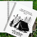 Agenda Adventure Awath Doodle Tent Camping Personalizado<br><div class="desc">Adventure Awaits - planificador de camping personalizado - perfecto para un camper o excursionista que planifique viajes o para usar en la universidad de la escuela de negocios del hogar, etc. El diseño tiene un dibujo de un campamento forestal bajo las estrellas con tiendas de campaña y pinos. La plantilla...</div>