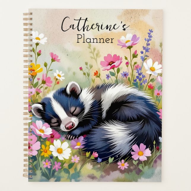 Agenda An Adorable Skunk Napping in Flowers Personalized (Anverso)