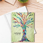 Agenda Árbol De Vida Colores Arcoiris Nombre Personalizad<br><div class="desc">Este Planner único está decorado con un mosaico de color arcoiris de la Tierra de la Vida sobre un fondo verde pálido. El diseño original se hizo con pequeños trozos de vidrio de colores vivos. Personalizar con tu nombre y año. Mosaico original © Michele Davies.</div>