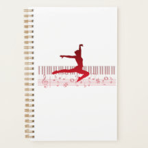 Bailarina de ballet en un teclado