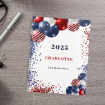 Agenda Balones negros patrióticos de color rojo azul nomb<br><div class="desc">Un fondo blanco moda. Decorada con globos de colores patrióticos en azul y blanco rojo. Personalice y agregue un año,  nombre y título. Texto rojo y azul.</div>