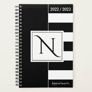 Agenda Bandas modernas monogramadas en blanco y negro