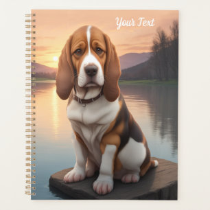 Agenda Basset Hound junto al lago