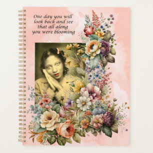 Agenda "Blooming all Along" cita chica bonito y flores