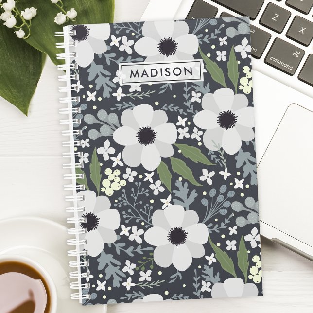 Agenda Blooms Navy Floral Personalizado  (Subido por el creador)