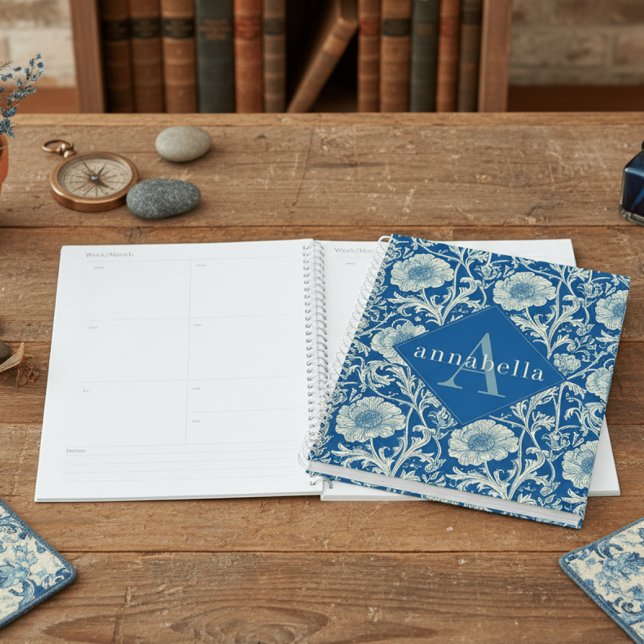 Agenda Blue Floral William Morris Elegant Monogram (Subido por el creador)