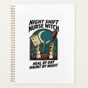 Agenda Camiseta Retro de Bruja Enfermera del Turno Noctur
