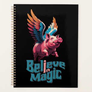Agenda Cerdo lindo con alas coloridas Creer en la magia
