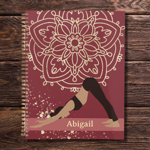 Agenda Chica de yoga Mandala Magenta Gold moderna
