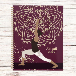 Agenda Chica de yoga Mandala moderna Plum Purple Gold