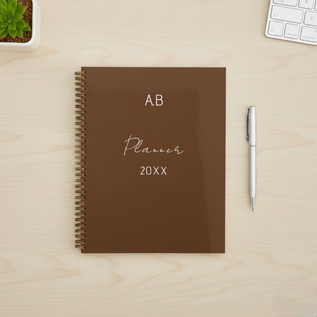 Agenda Chocolate Brown Professional Planner with name (Subido por el creador)