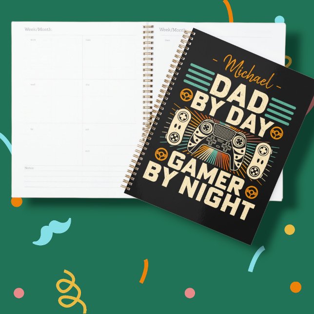 Agenda Día del padre de día Jugador de noche (Father's day Dad by day Gamer by night Planner)