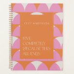 Agenda El amor geométrico naranja rosa moderno completame<br><div class="desc">La moderna tipografía geométrica y elegante orangeretro rosa geométrica adoran completamente porque todo esto termina con un moderno regalo para ella. Aniversario ideal,  cumpleaños,  boda,  día de San Valentín,  Día de la Madre o regalo del día del padre.</div>