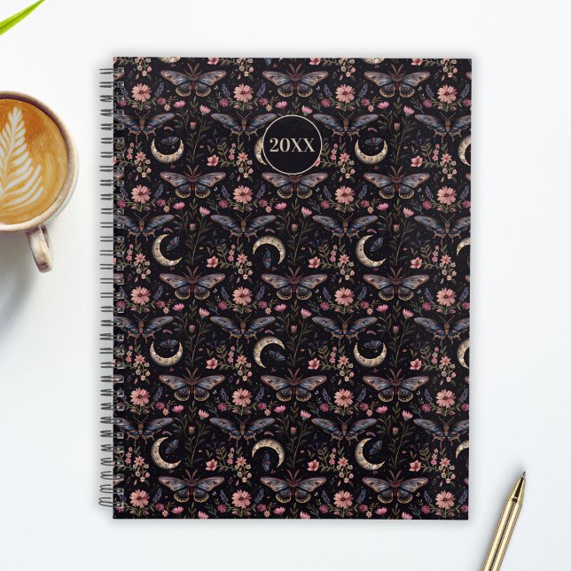 Agenda Elegant Moths Flowers and Moons Mystical Pattern (Subido por el creador)