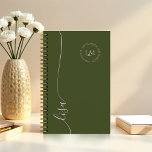 Agenda Elegante Monograma Mínimo Nombre de Script de Inic<br><div class="desc">Elegante, sofisticado y único suyo: nuestro Elegante Mínimo Monograma Inicial Nombre de Script Personalizado Planner reúne lujo y funcionalidad. Este elegante planificador presenta una estética limpia y mínima que garantiza que su planificación diaria sea tan elegante como eficiente. Ya sea que esté organizado en el trabajo, anotando objetivos personales o...</div>