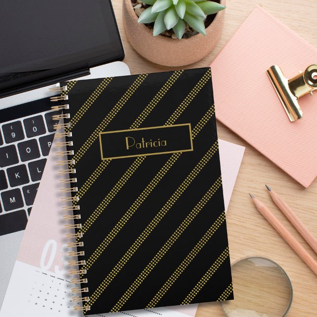 Agenda Elegante negro moderno con líneas de oro punteadas (Subido por el creador)