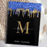 Agenda Elegante Purpurina de oro azul negro gotea monogra<br><div class="desc">Planificador del calendario de monograma personalizado. Mantén a mano todas tus citas y horarios con nuestro moderno y elegante planificador de goteo de purpurina azul y oro negro con nombre y inicial monogramado personalizado. Este planificador único es perfecto para la planificación de oficinas, horarios escolares, citas familiares y horarios de...</div>