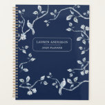 Agenda Elegante tela de la Marina Azul y blanco francés<br><div class="desc">Elegante Planner personalizado sin fecha con pájaros de tela franceses azules y blancos sobre ramas de árboles en fondo azul marino</div>