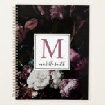 Agenda Elegante y moderno guión de monograma floral oscur<br><div class="desc">Elegante Bloc de notas con el nombre del guión de un monograma oscuro de flores. Personalice su planificador con un nombre de personalizado monograma inicial y fondo de flores oscuras. Presenta un monograma de tipo serif clásico y tipografía caligráfica escrita a mano.</div>
