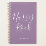 Agenda Enfermeras Rock Morado y Guión Blanco Personalizad<br><div class="desc">Manténgase al día con su ocupado programa en estilo con este Planner Personalizado de Nurses Rock Púrpura y Guión Blanco Es un diseño moderno con el texto "roca de enfermeras" en un gran guión con letras a mano de moda y blanco centrado en la parte delantera del planificador de personalizable...</div>